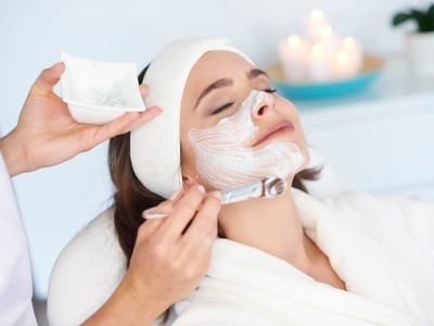 Glow facial Antwerpen: frisse uitstraling en stralende huid bij Diodella